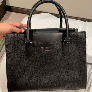 Guess bag ONLY WORN ONCE + free wallet